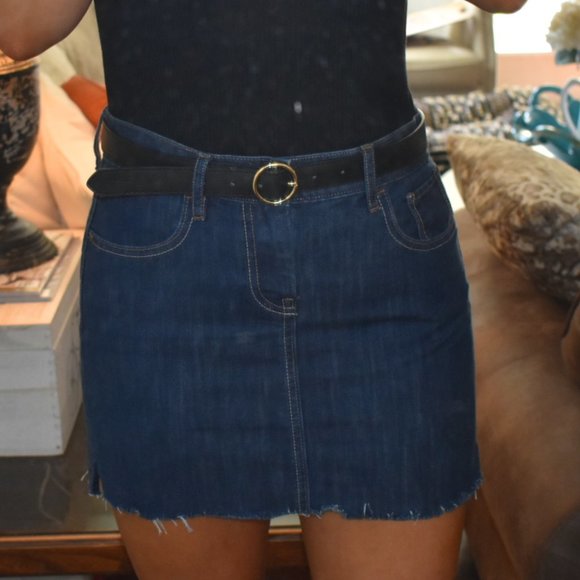 Jean skirt size 4 (small) - Picture 3 of 4
